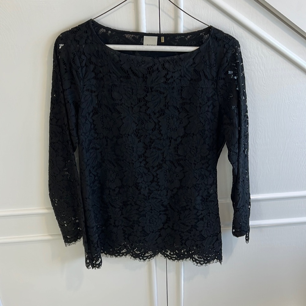 Ecru size small black lace top